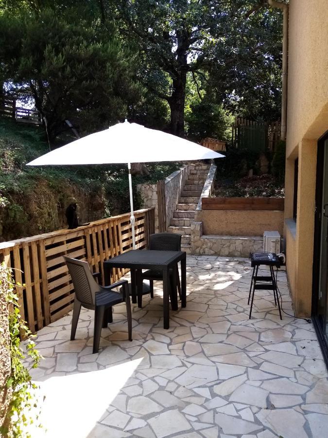 Chez Sylvie Et Amador Apartamento Las Illas Exterior foto